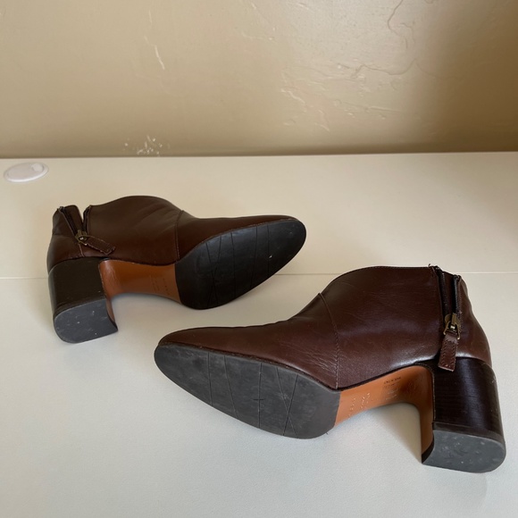 Aquatalia Elodina Brown Heeled Leather Ankle Booties Boot - Picture 5 of 5